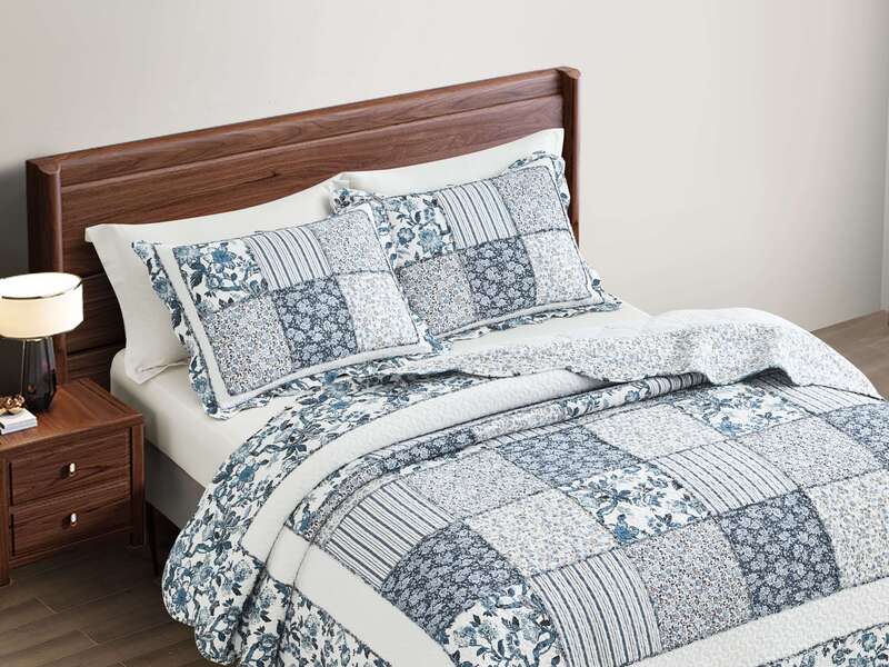 Paragon Quilt <br>by Peace Arch