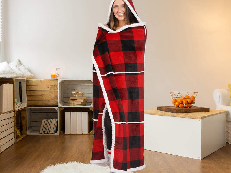 Hooded Throws