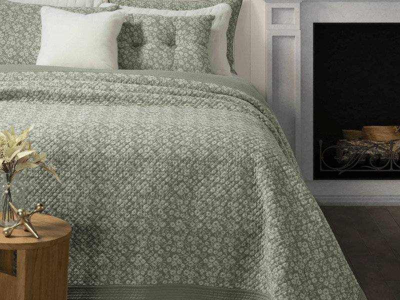 Maggie Green Quilt