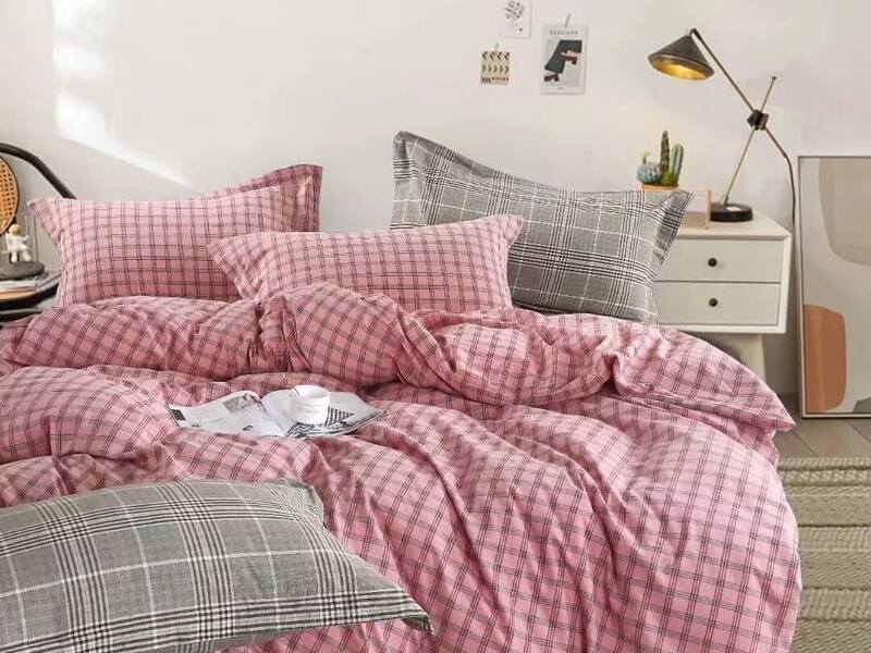 Checkmate Pink Bedding by Daniadown