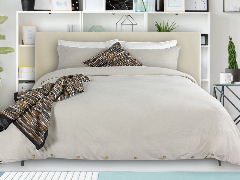 Coxen Sand Bedding