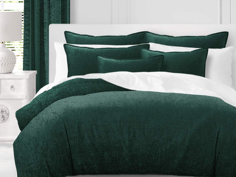 Juno Velvet Emerald Bedding by 6ix Tailors