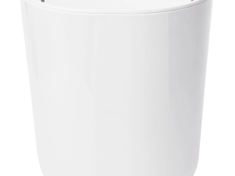 Step Trash Can with Lid