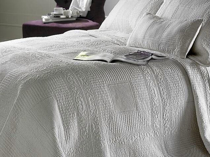 Tina Grey Quilt