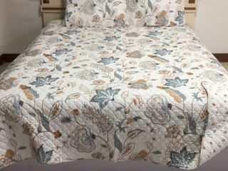 Nassau Quilt <br>by Peace Arch