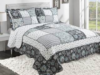 Penchant Quilt <br>by Peace Arch