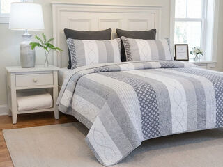 Hayden Quilt