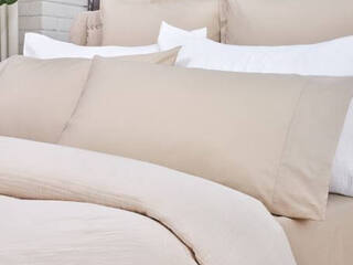 Crinkle Bedding <br>by Cuddle Down