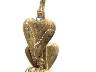 Mango Wood String of Hearts